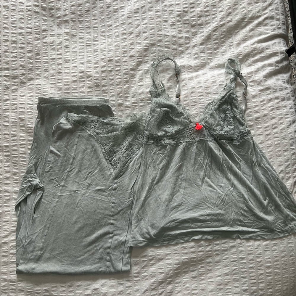 Eberjay pajamas
